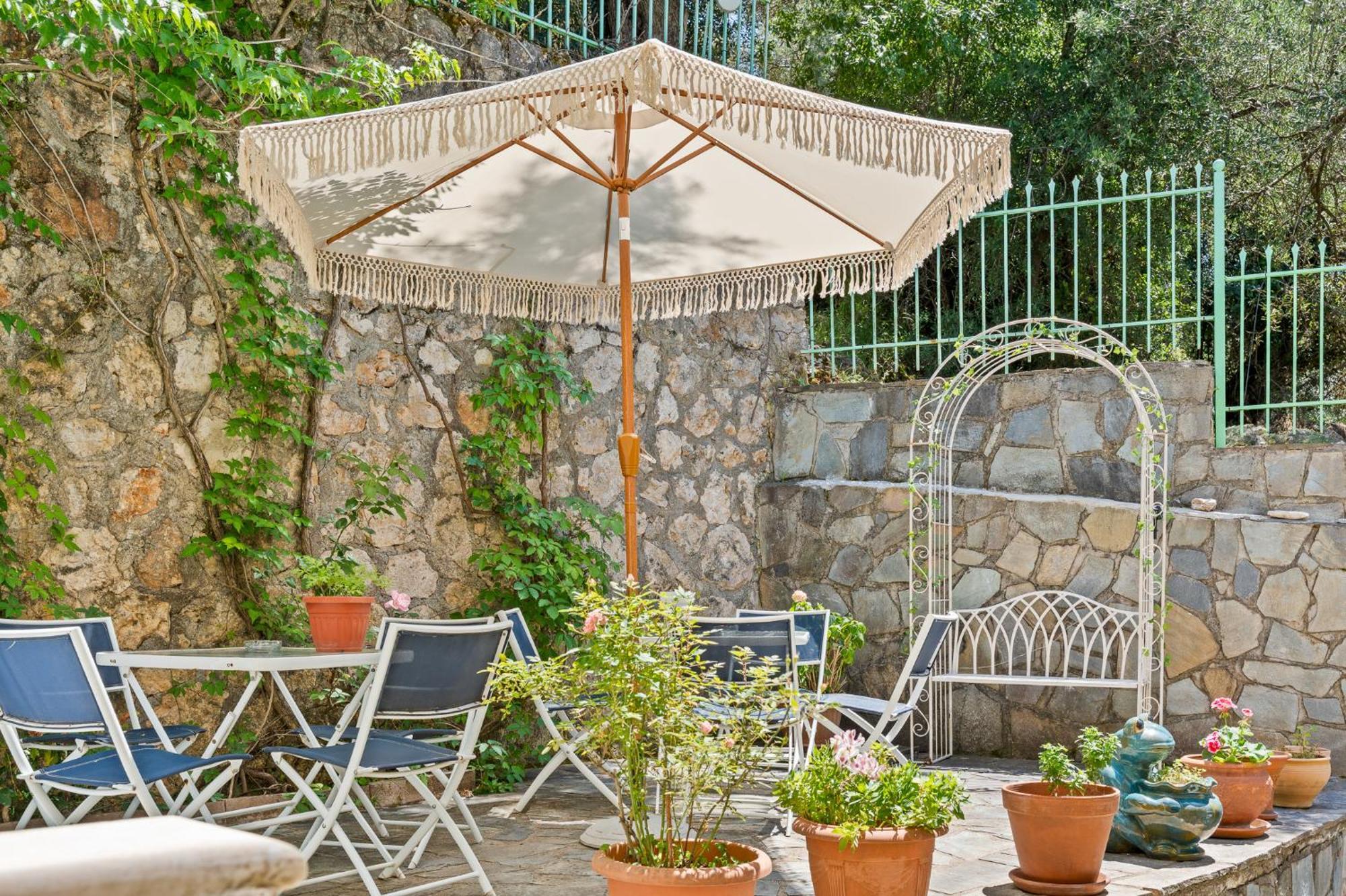 Hotel Selini Áyios Nikítas Exterior foto